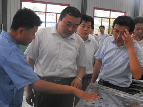 泰安市副市长、宁阳县委书记展宝卫到公司参观指导